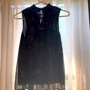 Midnight Sky brand sleeveless blouse in size Large